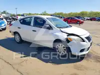 2014 Nissan VERSA photo