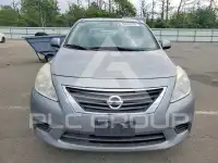 2014 Nissan VERSA photo