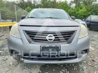 2014 Nissan VERSA photo