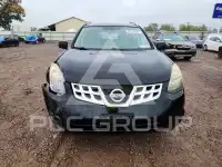 2014 Nissan ROGUE photo
