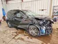2014 Nissan ROGUE photo