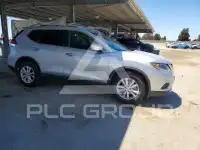 2014 Nissan ROGUE photo