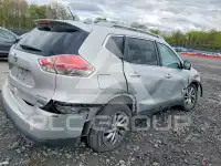 2014 Nissan ROGUE photo