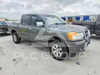 2014 Nissan TITAN фото