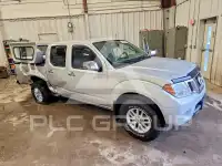 2014 Nissan FRONTIER фото