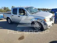2014 Nissan FRONTIER photo