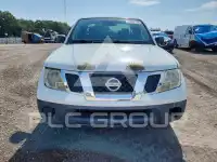2014 Nissan FRONTIER фото