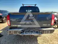 2014 Nissan FRONTIER photo