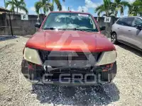 2014 Nissan FRONTIER фото