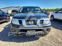 2014 Nissan FRONTIER фото