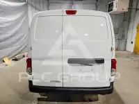 2014 Nissan NV фото