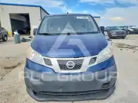 2014 Nissan NV photo