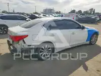2014 Infinity Q50 фото