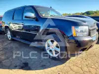 2014 Chevrolet Suburan photo