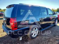 2014 Chevrolet Suburan photo