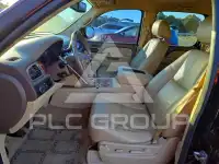 2014 Chevrolet Suburan photo