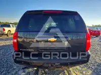 2014 Chevrolet Suburan photo