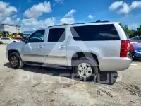 2014 Chevrolet Suburan фото