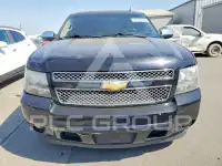 2014 Chevrolet Suburan фото