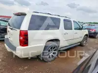 2014 Chevrolet Suburan фото