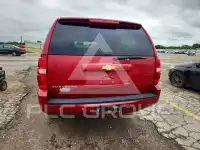 2014 Chevrolet Suburan photo