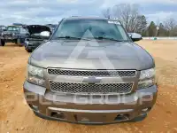 2014 Chevrolet Suburan фото