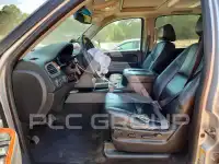 2014 Chevrolet Suburan фото