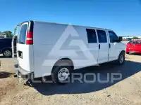 2014 Chevrolet Express photo