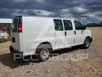 2014 Chevrolet Express photo