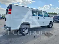 2014 Chevrolet Express photo