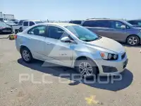 2014 Chevrolet Sonic photo