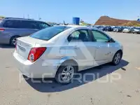 2014 Chevrolet Sonic photo