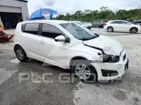 2014 Chevrolet Sonic фото
