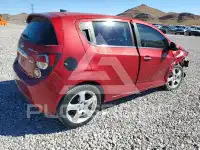 2014 Chevrolet Sonic фото