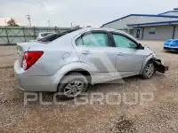 2014 Chevrolet Sonic фото