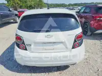 2014 Chevrolet Sonic фото
