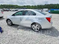 2014 Chevrolet Sonic фото