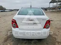2014 Chevrolet Sonic photo