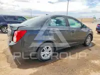 2014 Chevrolet Sonic фото