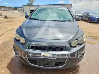 2014 Chevrolet Sonic фото