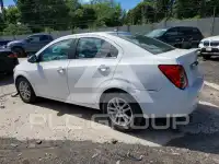 2014 Chevrolet Sonic фото