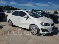 2014 Chevrolet Sonic photo