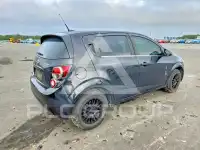 2014 Chevrolet Sonic фото
