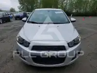 2014 Chevrolet Sonic фото