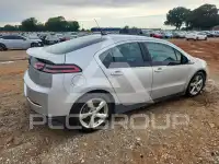 2014 Chevrolet Volt photo