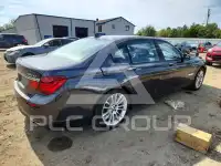 2014 BMW 750 photo