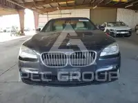 2014 BMW 750 фото