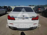 2014 BMW 750 фото