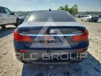 2014 BMW 750 фото