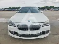 2014 BMW 750 фото